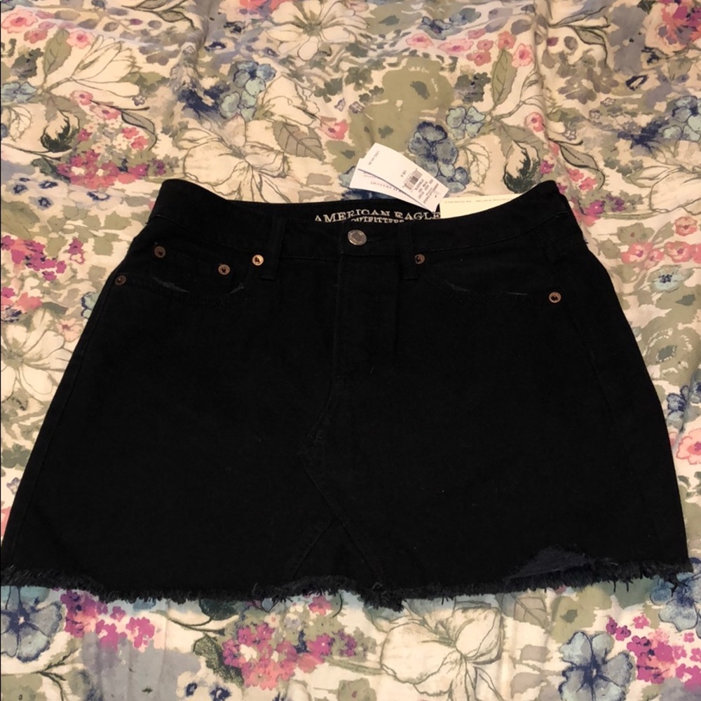 Hi-rise skirt